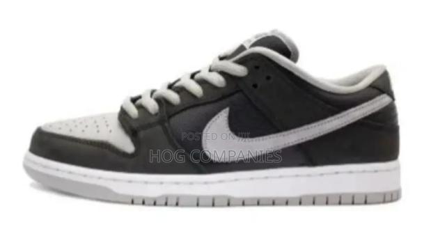 Nike Sb Dunk Low Pro J-Pack Shadow Sneakers · Photo 2