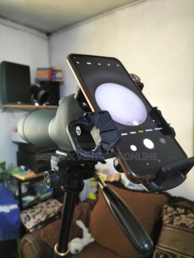 Celestron 3-Axis Smartphone Adapter for Binoculars Telescope · Photo 5