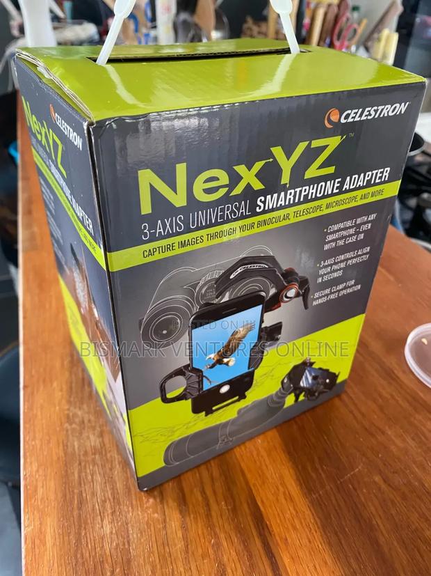 Celestron 3-Axis Smartphone Adapter for Binoculars Telescope · Photo 7