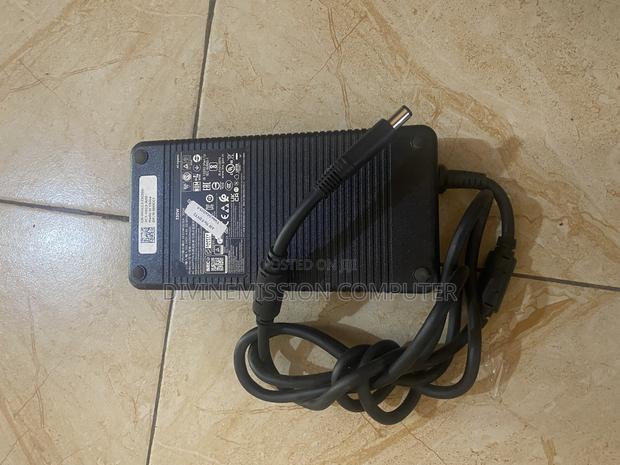 Dell Alienware Laptop Adapter/Charger 330w,19.5v~16.92a · Photo 5