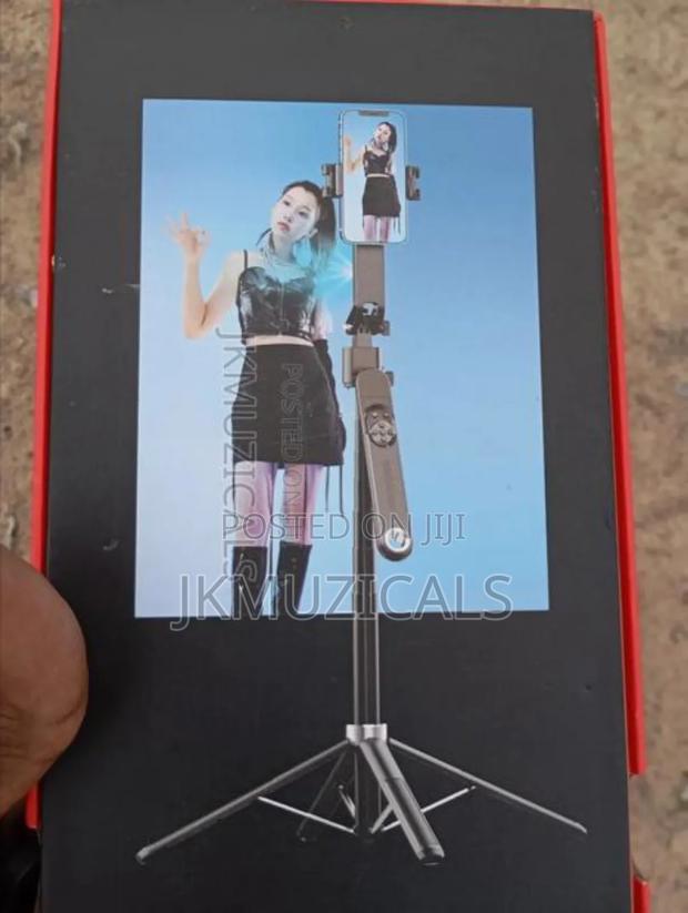 Selfie Stick_ Tracking Gimbal_ Dual Lamp_ Q515tk · Photo 8