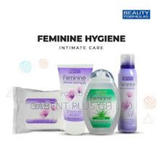 Beauty Formulas Intimate Wash · Photo 1