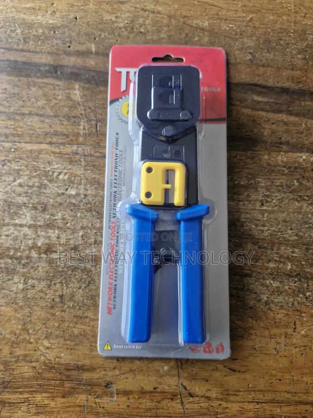 Pass Through Crimping Tool · Photo 3
