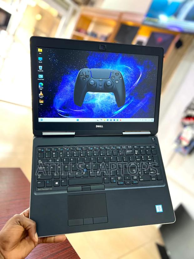 Laptop Dell Precision 7510 32GB Intel Core I7 SSHD+SSD 1.5T · Photo 3