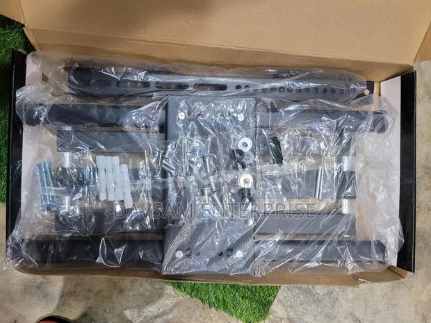 Full Motion Tv Wall Mount 26 to 55 Inches Tv · Photo 6