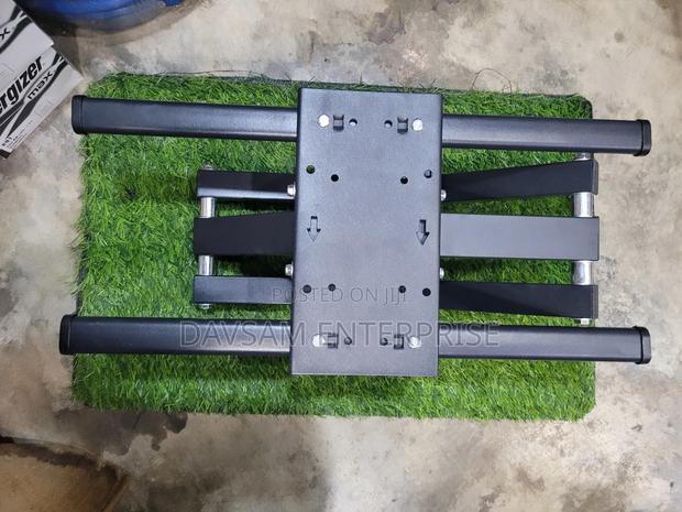 Full Motion Tv Wall Mount 26 to 55 Inches Tv · Photo 8