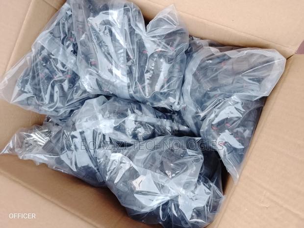 MC4 Connectors · Photo 3