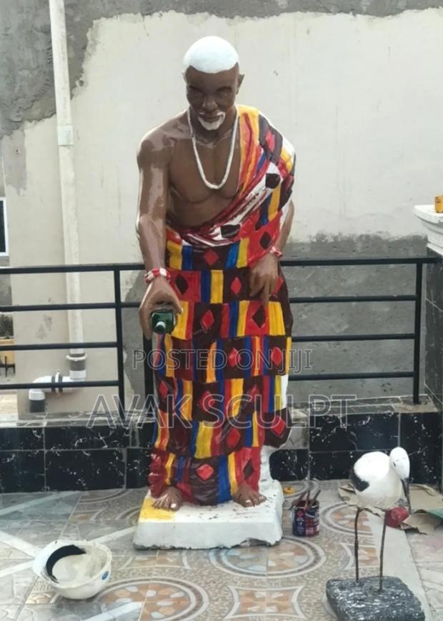Life Size Resin Cast Statue (Prayer) · Photo 2