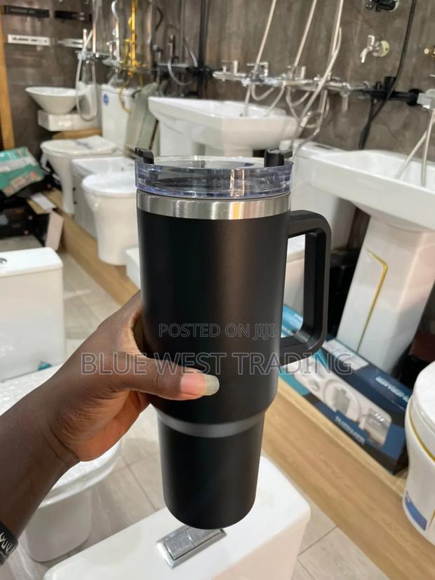 Stanley Cup Black (Replica) · Photo 3