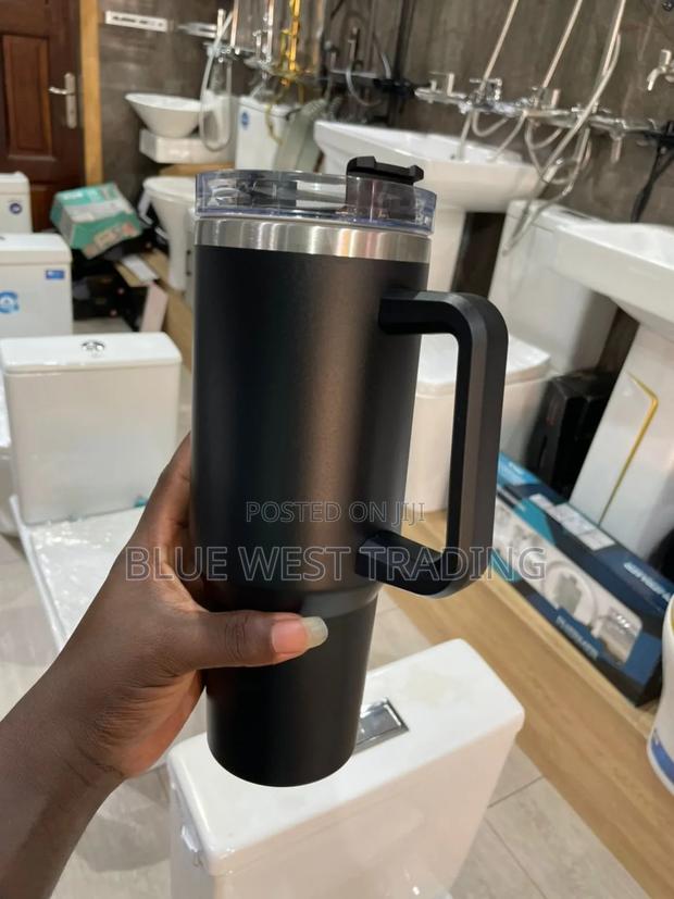 Stanley Cup Black (Replica) · Photo 4