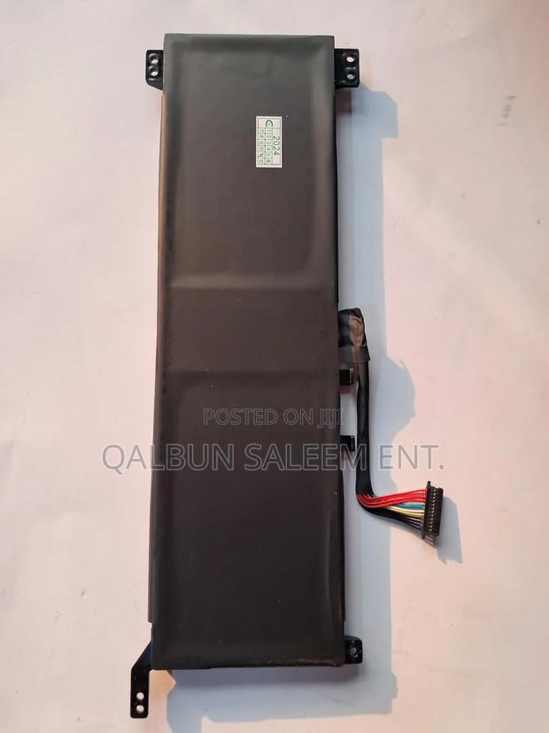 Lenovo L19C4PC0 Legion 5-15imh05 5-15arh05 Series Battery · Photo 4