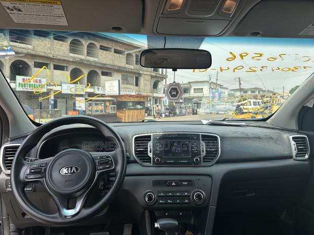 Kia Sportage 2017 Gray · Photo 5