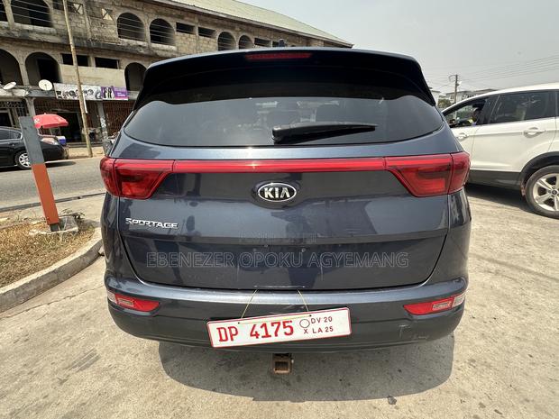 Kia Sportage 2017 Gray · Photo 1