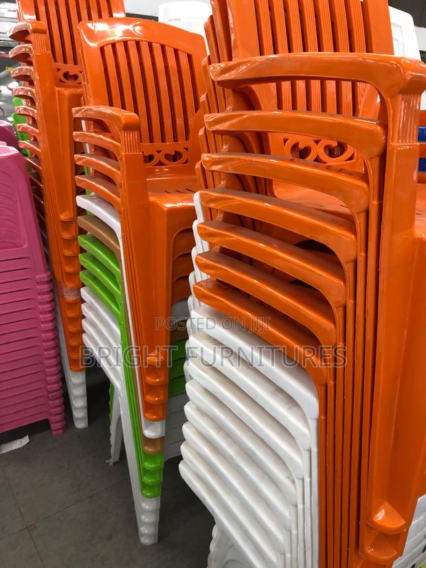 Plastic Chairs Available in Stocks · Photo 1