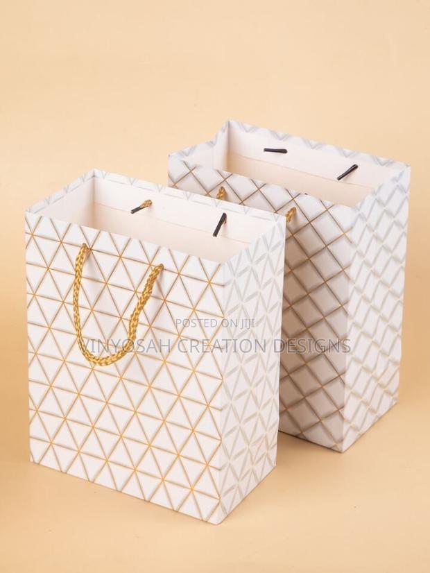 Paper Bag Design With Printing · Photo 1
