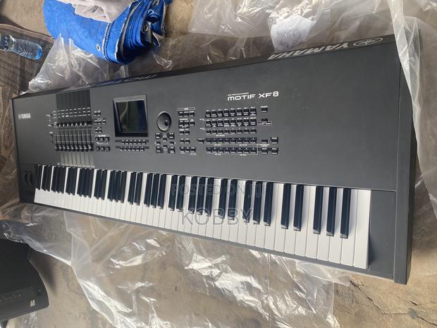 Yamaha Motif Xf8 · Photo 2