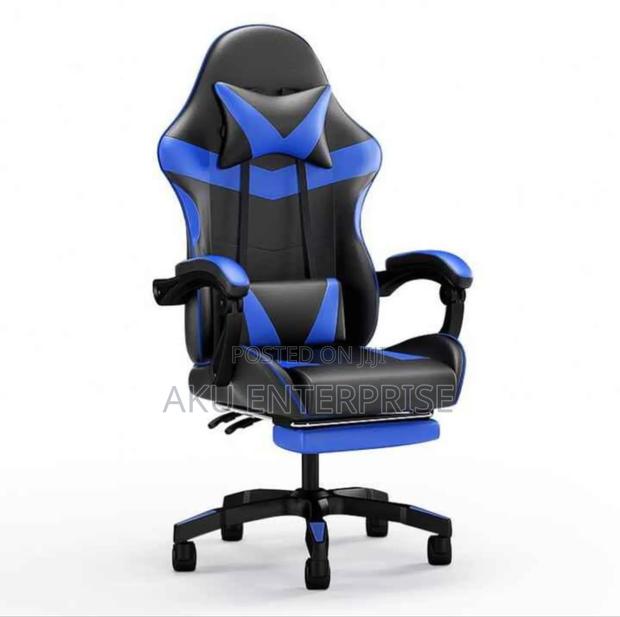Gaming Chair With Leg Rest · Photo 1