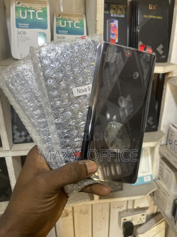 Huawei Nova 9 Oled Screen · Photo 1