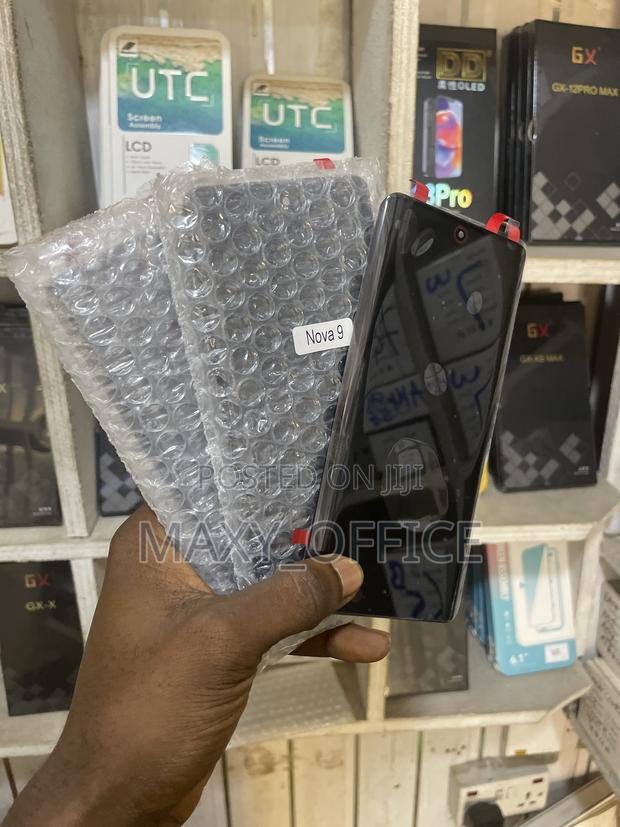Huawei Nova 9 Oled Screen · Photo 2