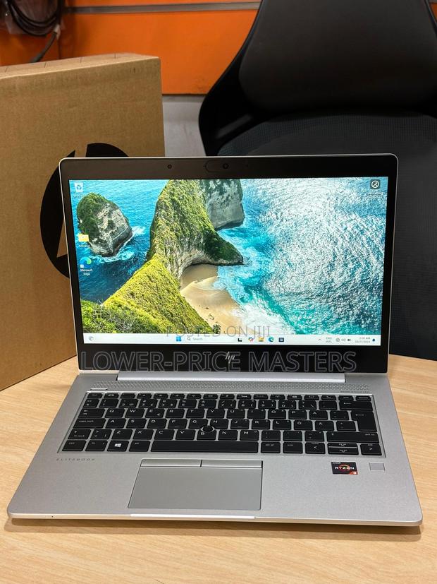 New Laptop HP EliteBook 735 G5 8GB AMD Ryzen 3 SSD 256GB · Photo 2