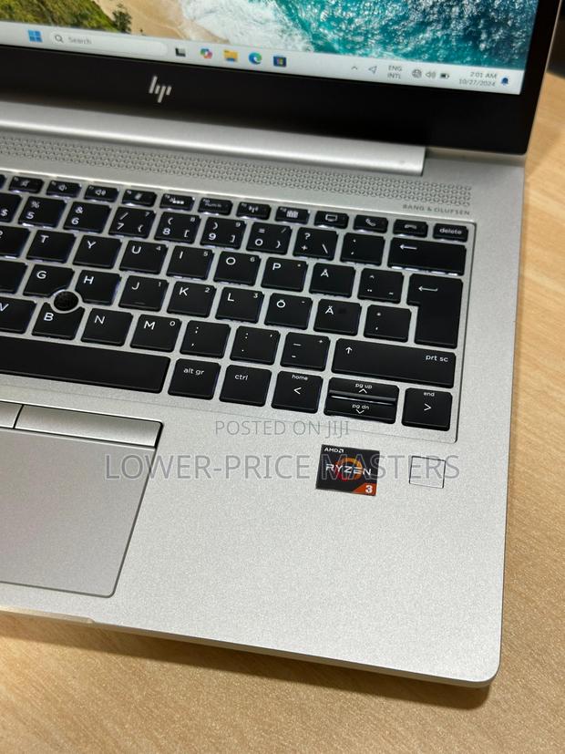 New Laptop HP EliteBook 735 G5 8GB AMD Ryzen 3 SSD 256GB · Photo 1