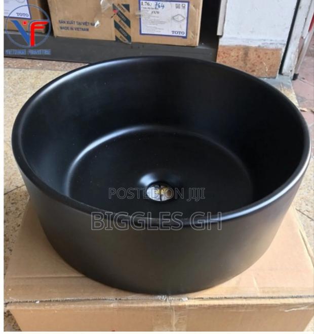 Countertop Basin/ Pedicure Bowl · Photo 1