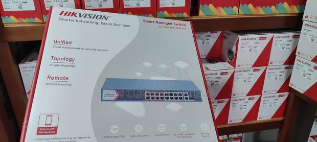 Hikvision Poe Cloud Managed Switch 16 Port + SFP Network · Photo 1