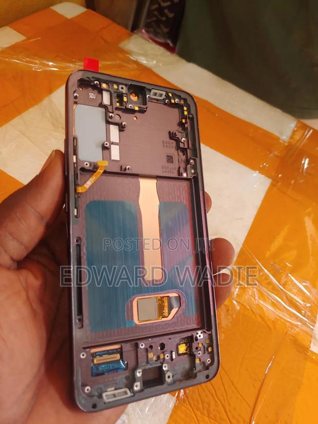 Samsung S22+ Screen · Photo 5