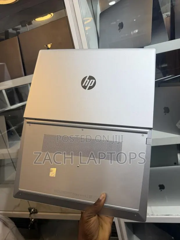 Laptop HP ProBook X360 455 G9 8GB AMD Ryzen 5 SSD 256GB · Photo 1
