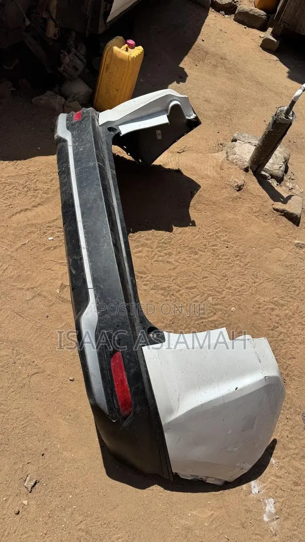 Honda CRV 2019,2020,2021,2022 Back Bumper Complete · Photo 1
