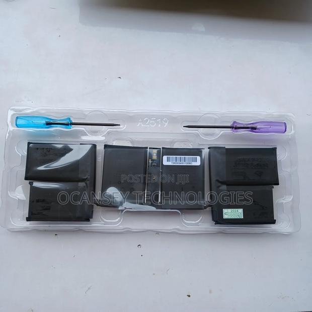 Original Apple A2519 Battery for Macbook Pro A2442(2021) 14" · Photo 1