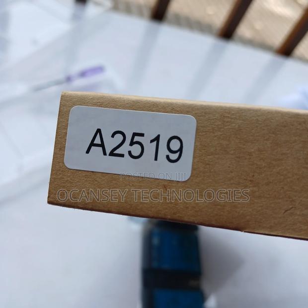 Original Apple A2519 Battery for Macbook Pro A2442(2021) 14" · Photo 5