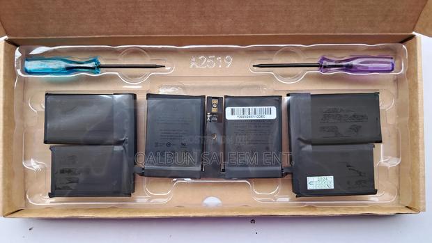 New A2519 Battery for Apple Macbook Pro 14" A2442 M1 2021 · Photo 2