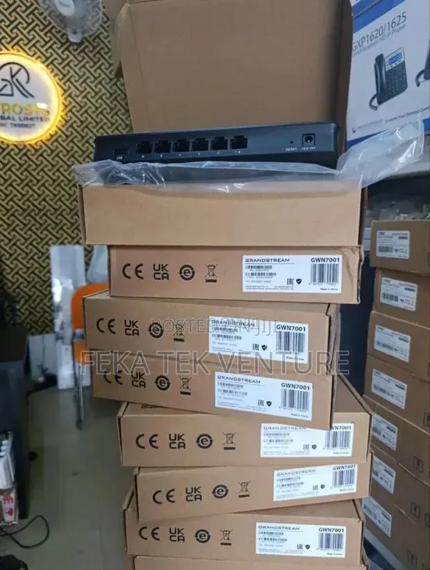 Grandstream GWN 7001 VPN Router · Photo 1