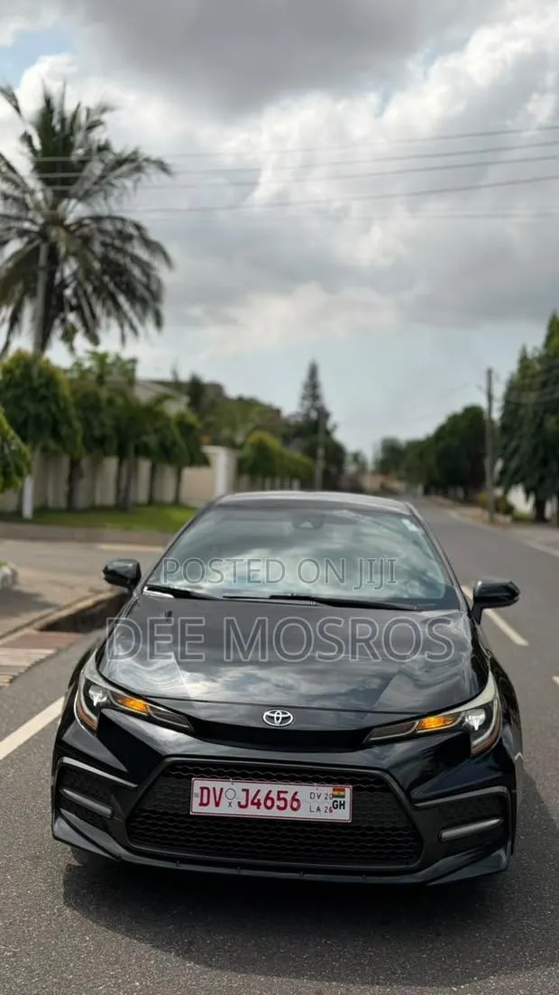 Toyota Corolla SE 2020 Black · Photo 1