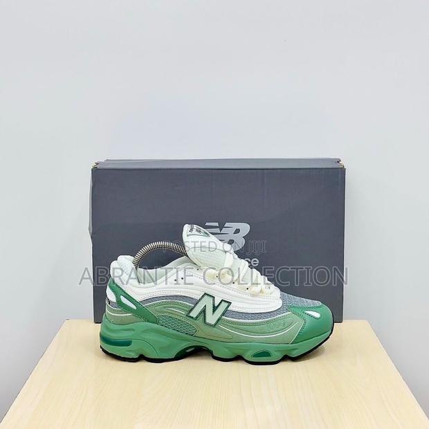 New Balance 1000 Custom White/Green · Photo 1