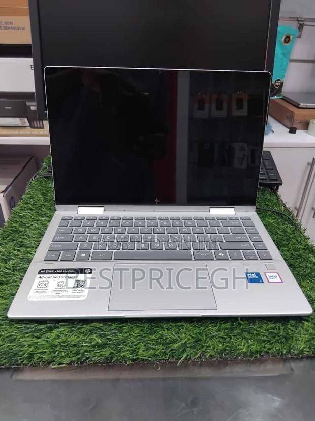 New Laptop HP Envy X360 8GB Intel Core I5 SSD 512GB · Photo 5