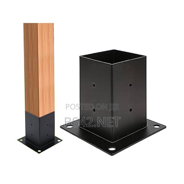 4x4 Pergola Leg Bracket · Photo 1