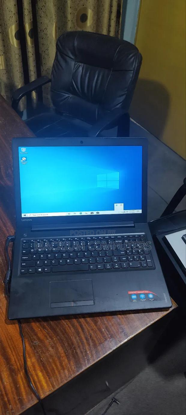 Laptop Lenovo IdeaPad 310 4GB Intel Core i5 HDD 500GB · Photo 1