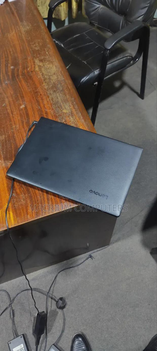 Laptop Lenovo IdeaPad 310 4GB Intel Core i5 HDD 500GB · Photo 4