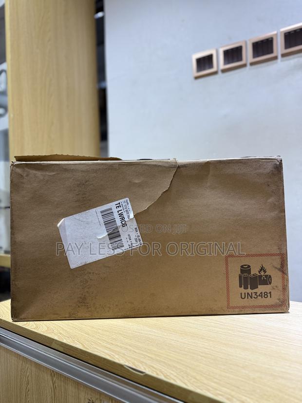 New Laptop Dell Alienware M16 16GB Intel Core Ultra 7 SSD 1T · Photo 3