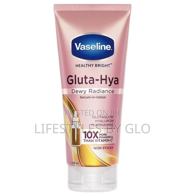 Vaseline Gluta-Hya Dewy Radiance Serum-in-Lotion · Photo 1