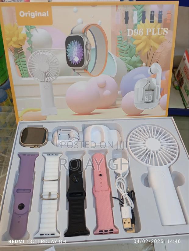 D96 Plus Smartwatch With Mini Fan, Bt Headphone Set- Silver · Photo 3