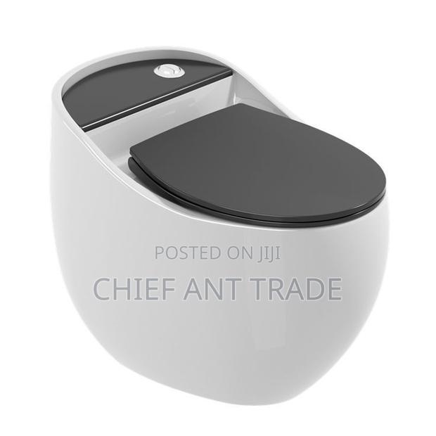 Egg Wc. Toilet Seat. Water Closet. Eg58/T050 · Photo 1