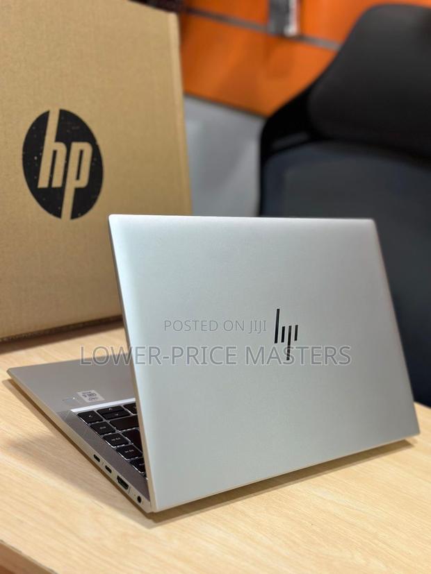 New Laptop HP EliteBook 840 G7 16GB Intel Core I5 SSD 256GB · Photo 3