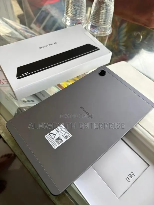 New Samsung Galaxy Tab A11 64 GB Gray · Photo 1