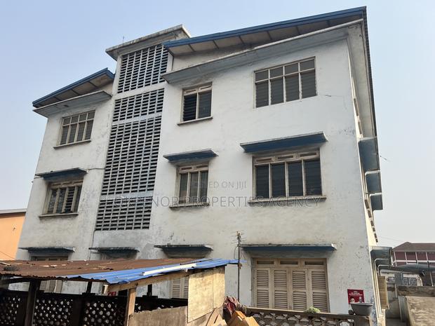 10bdrm Mansion in Circle, Accra Metropolitan for sale · Photo 5