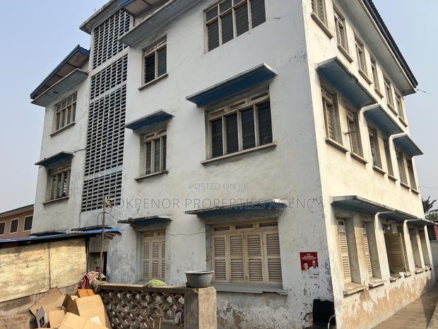10bdrm Mansion in Circle, Accra Metropolitan for sale · Photo 8