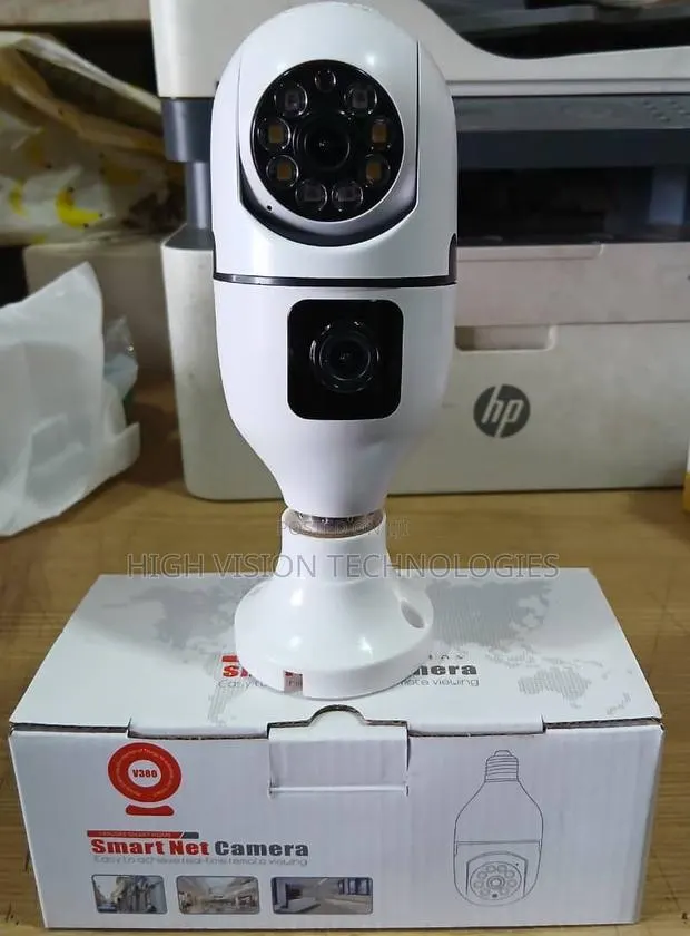 Double Lens Bulb Camera · Photo 1