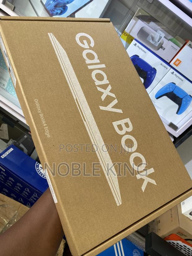 New Laptop Samsung Galaxy Book4 Ultra 16GB Intel Core I7 SSD 512GB · Photo 1
